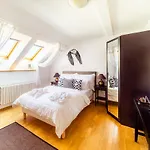 Apartamento 4br 3bath Balcony Harry Potter Penthouse Praga