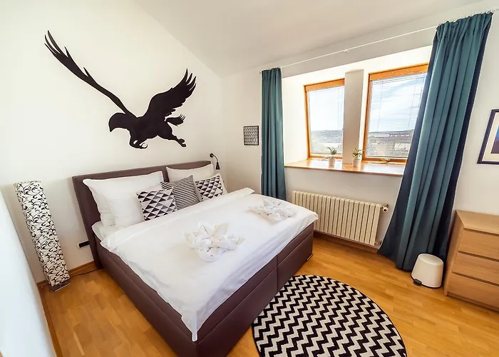 4br 3bath Balcony Harry Potter Penthouse Praha